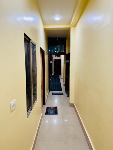 Public Area 3, Suraj Guest House, Varanasi