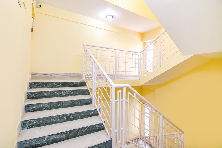 Public Area 2, FabHotel Olive Inn I - 260m from Saltlake Sector V Metro Station, North 24 Parganas
