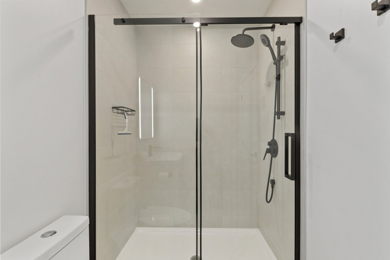 Bathroom 2, Chalet Solea by Tremblant Platinum, Les Laurentides
