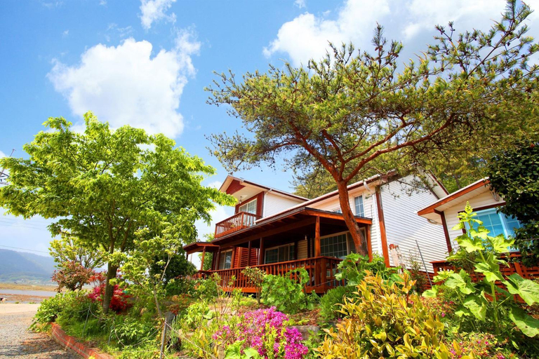 Exterior & Views 3, Manripo Seokyangeui Chueok Pension, Taean