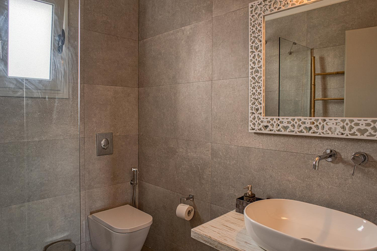 Bathroom 5, Santa Maria Hotel, South Aegean