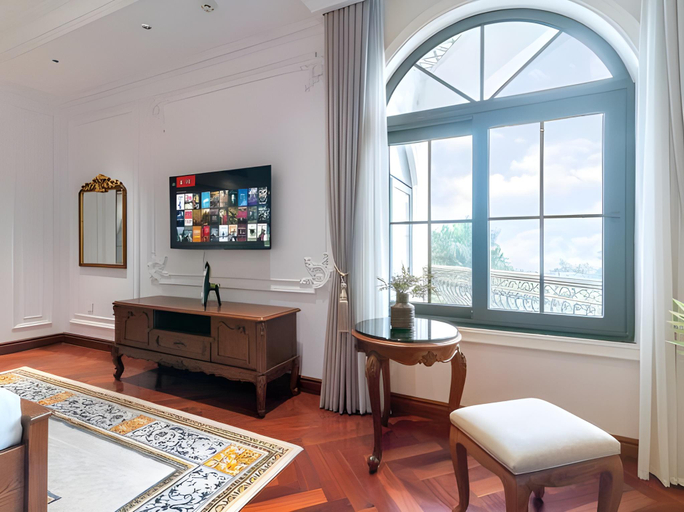 5, Victoria Suites Westlake Hanoi, Tây Hồ