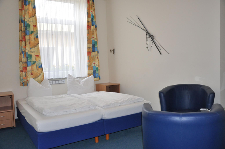 Bedroom 2, Pension an der Porzellan-Manufaktur, Meißen