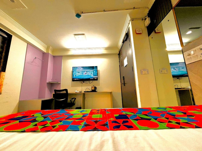 Bedroom 2, Collection i Hotel Nr Yashobhoomi, Delhi