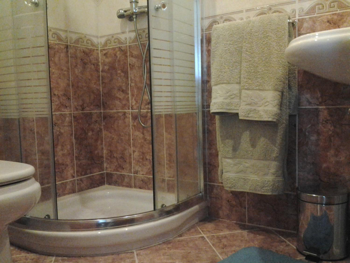 Bathroom 3, Hotel Azibo e Restaurante, Macedo de Cavaleiros
