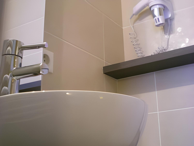 Bathroom 4, Maison Vauban, Ille-et-Vilaine