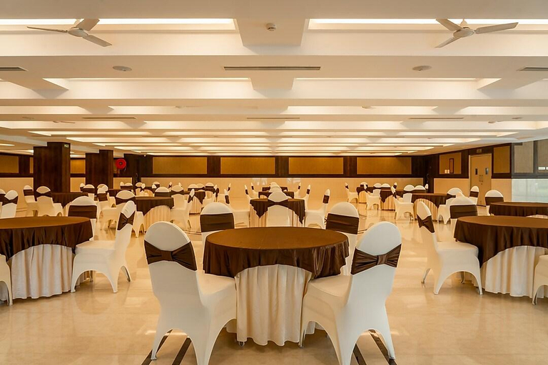 Food & Drinks, The King's Meadows, Bangalore