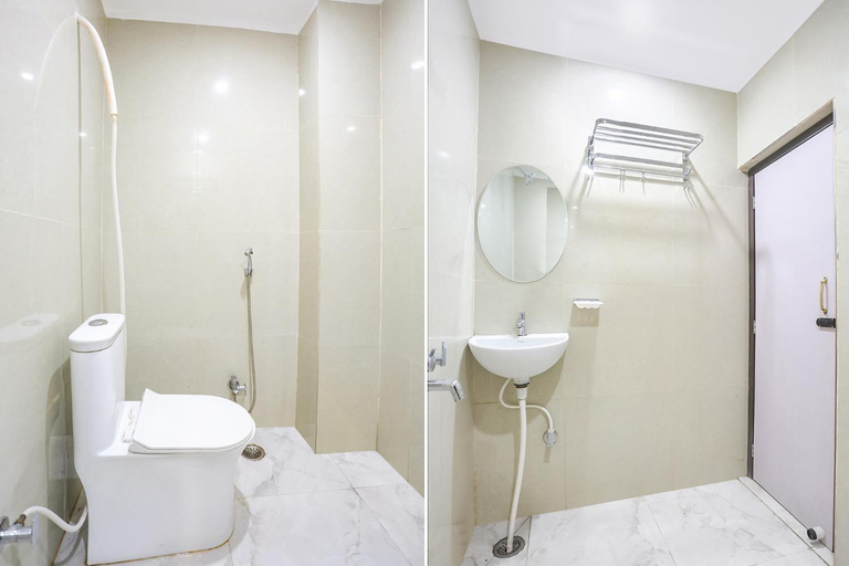 Bathroom 4, FabHotel Hari Kunj - 900m from Kashi Vishwanath Temple, Varanasi