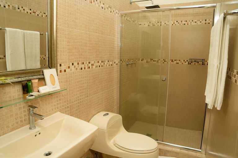 Bathroom 5, Caracoral Hotel Boutique, Antón