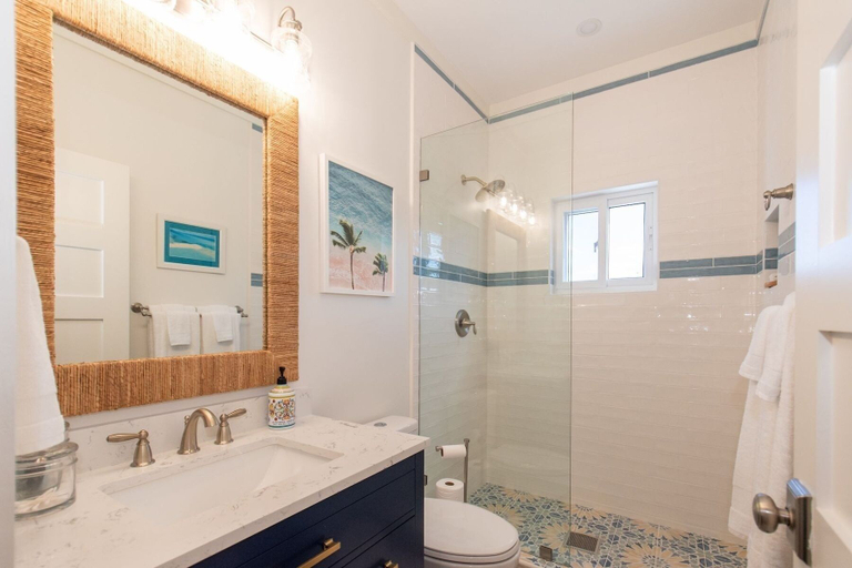 Bathroom, Poinciana House 3 Bedroom Home