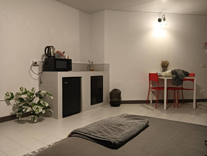 Others 4, Popular Muang Thong Thani Condo, Building T9, Floor 4, Room 36, Pak Kret