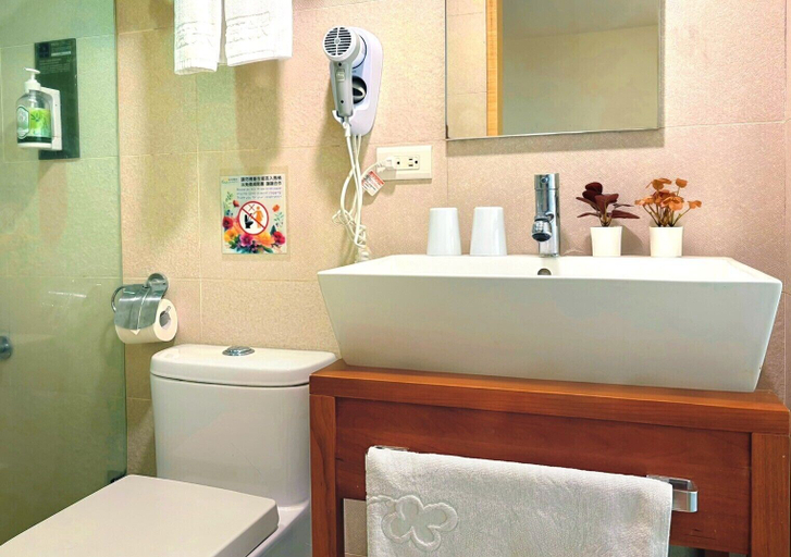Bathroom 3, We Meet Taipei Hotel, New Taipei City