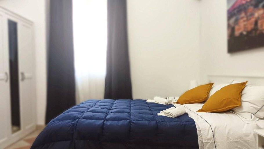 Bedroom 2, KatanEasyHouse, Catania