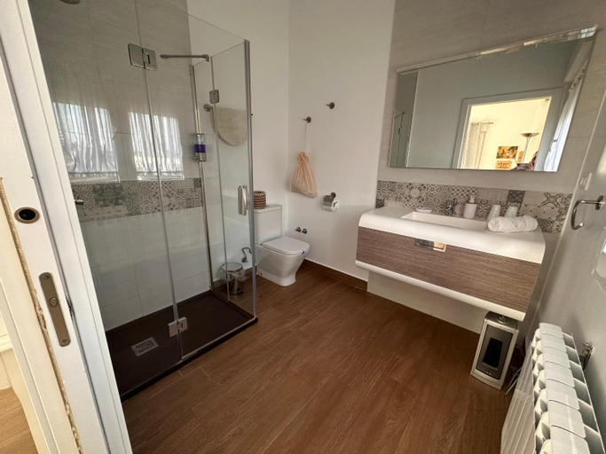Bathroom 5, Hotel Consuegra, Toledo