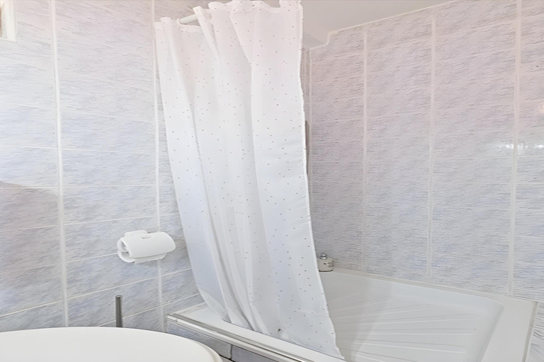 Bathroom 3, Apartments Grljevic - Studio Apartment with Sea View and Balcony A2, Župa Dubrovačka