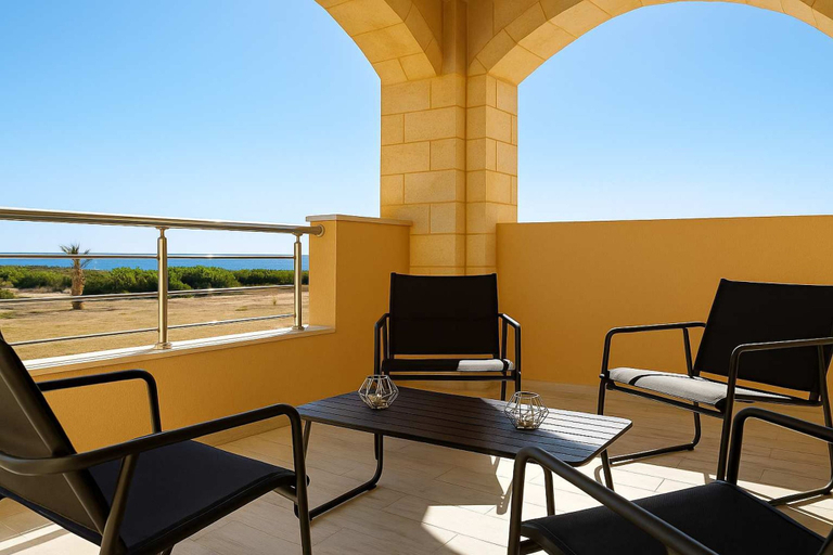 Room 4, Milolithos Paradise Beachfront Getaway With Pool, Crete