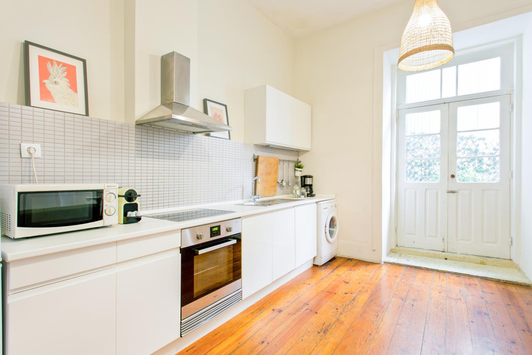 Others 2, Charming Historic 31 Janeiro Street, Porto