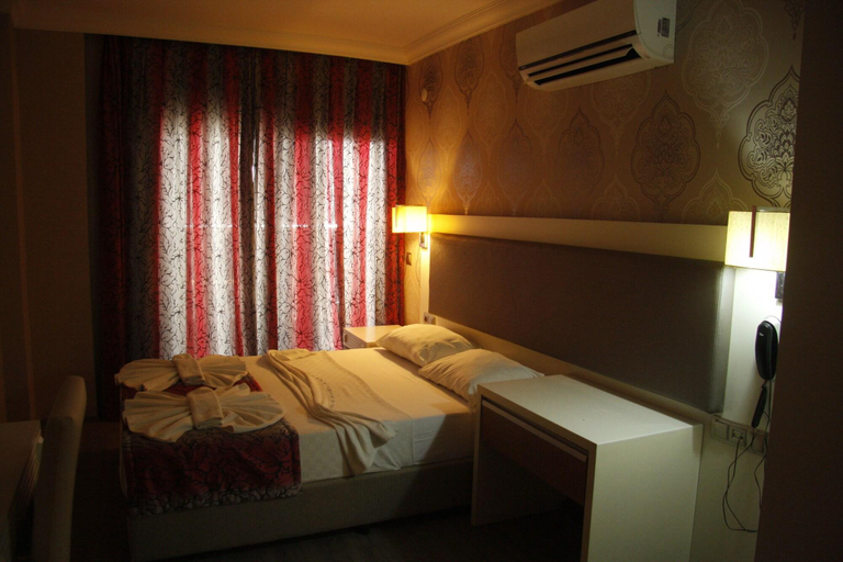 Bedroom 3, Mehtap Family Hotel, Marmaris