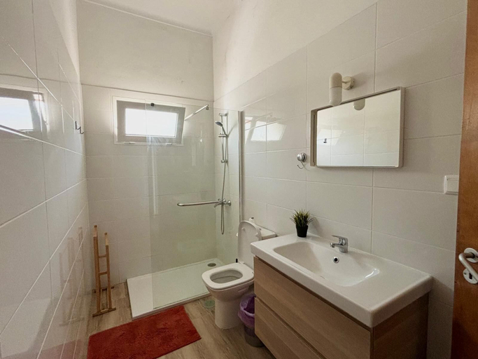 Bathroom 3, Anchor House Albufeira, Albufeira