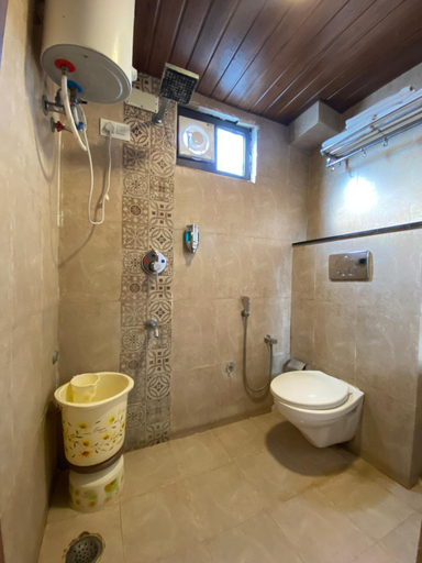 Bathroom 4, Hotel Damanis, Udaipur