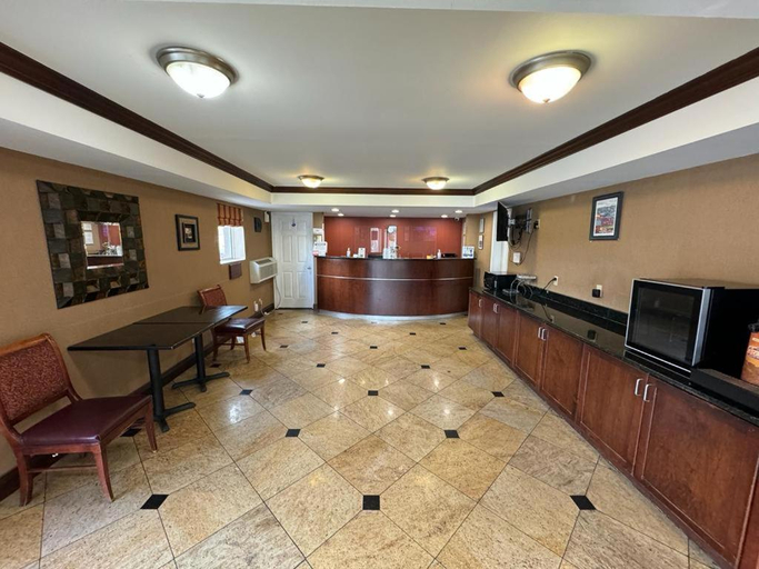 Others 5, Heritage Inn, Baldwin