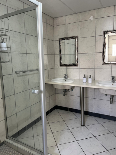Bathroom 5, Hotel Pension Casa Africana, Windhoek East
