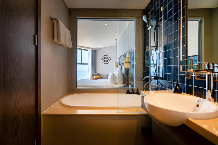 Bathroom 4, M Continental By Mandala Phu Yen - 24hours Stay, Tuy Hoa