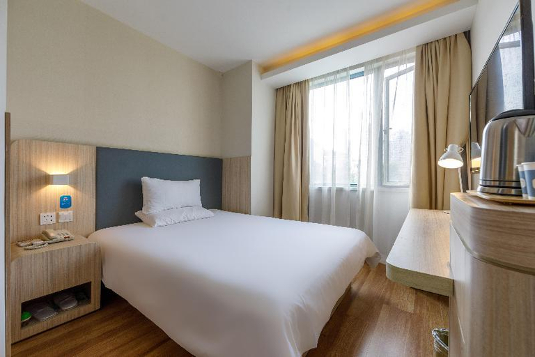 Bedroom 2, HanTing Hotel (Shanghai Jiashan Road Subway Station), Shanghai