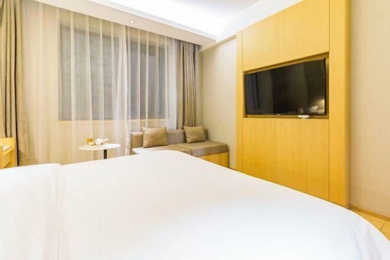 Bedroom 3, Elong Hotel (Beijing Shijingshan Gucheng Subway Station), Beijing