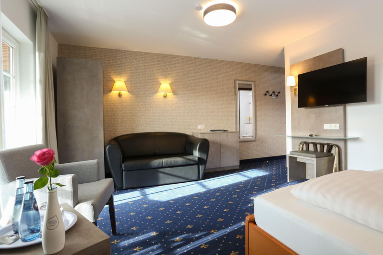 Bedroom 2, Hotel Zur Linde, Verden