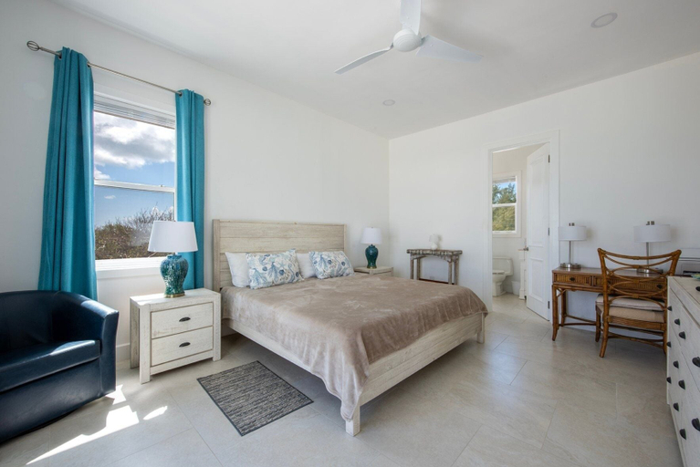 Bedroom 3, Pink Sands Point 10 Bedroom Estate