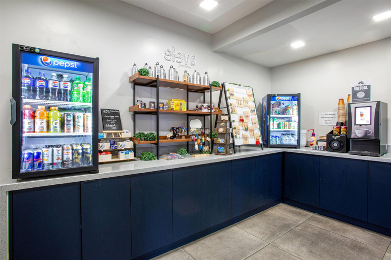 Food & Drinks 4, Hotel Elev8 Flagstaff, Trademark Collection by Wyndham, Coconino