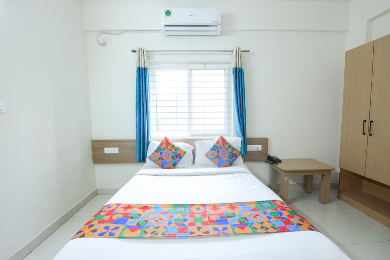 Bedroom 3, Via Golden Grand Inn, Bangalore