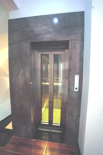 Others 4, Hotel Inspira Residency-Near Bombay Hospital, Indore