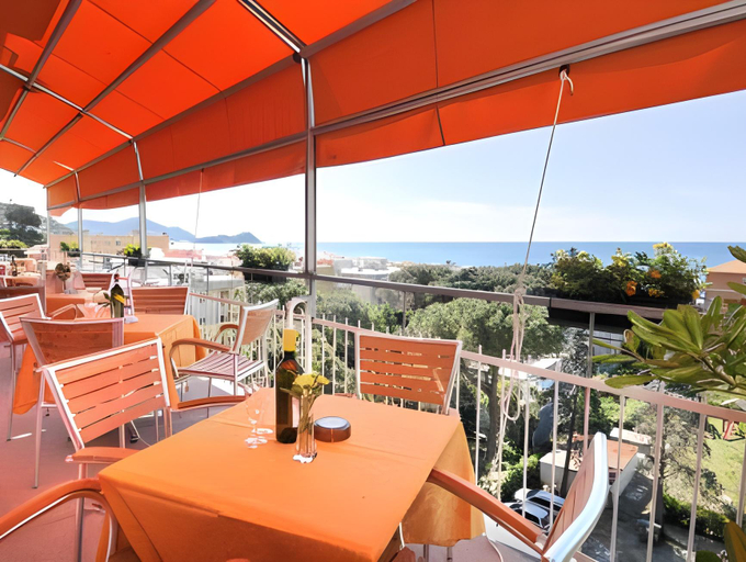 Food & Drinks 5, Hotel Mediterraneo, Genova