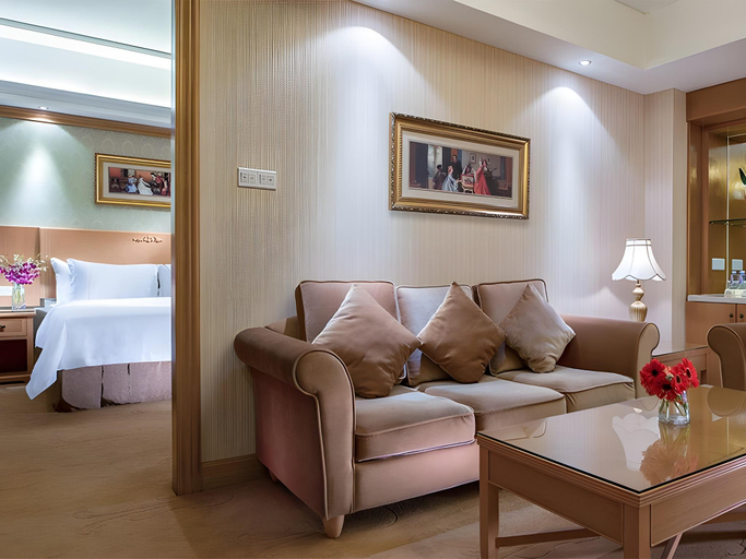 Bedroom 2, Vienna International Hotel Shenzhen North Railway Station Wanzhongcheng, Shenzhen
