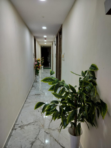 Public Area 2, Goroomgo NR Nayan Residency Ahmedabad, Ahmadabad