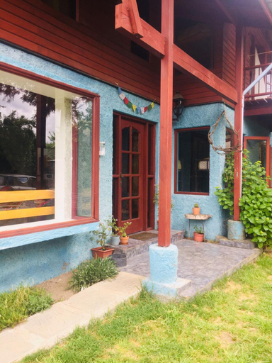 Others 5, Hostel Raiz, Cautín