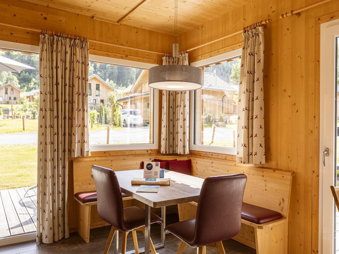 Others 3, Tasteful chalet near ski slope, Murau