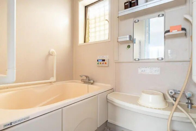 Bathroom 3, SK House, Ōta