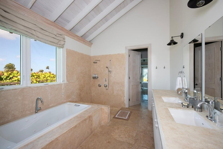 Bathroom 4, Wild Orchid 4 Bedroom Home