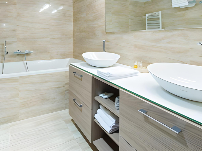 Bathroom 4, New Hotel Colon, Barcelona
