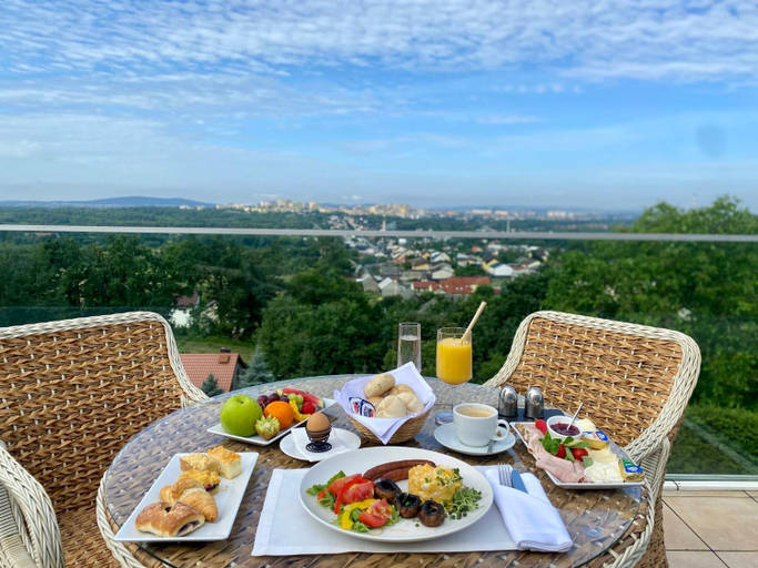 Food & Drinks, Odyssey Hotel Wellness & SPA Adults Only, Kielce
