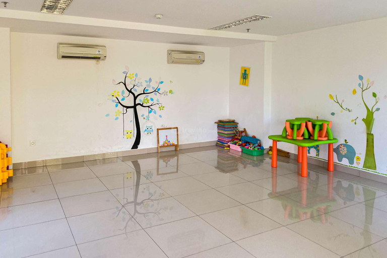 Others 5, Elegant 4BR at Springlake Summarecon By Travelio, Bekasi