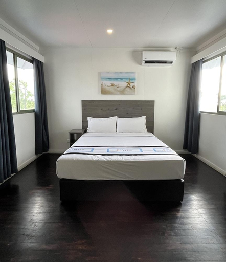 Bedroom 3, Sailor’s Beach Resort, Ba