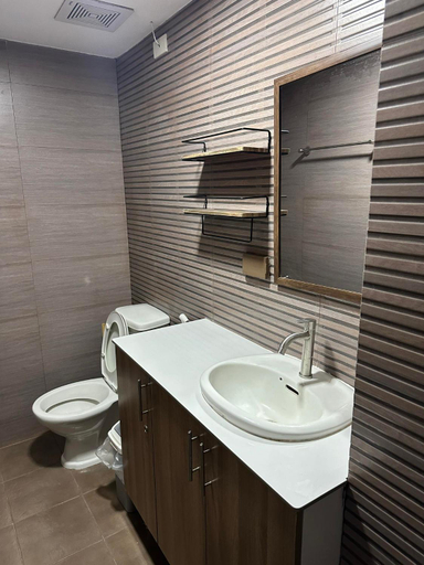 Bathroom 4, Two Bedroom Condo Unit 2920 - One Spatial Iloilo, Iloilo City