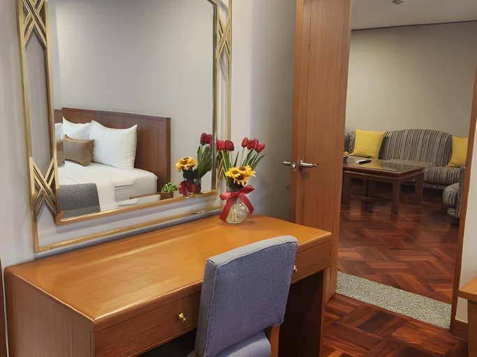 Bedroom 3, United Tower Thonglor by Aspira, Wattana