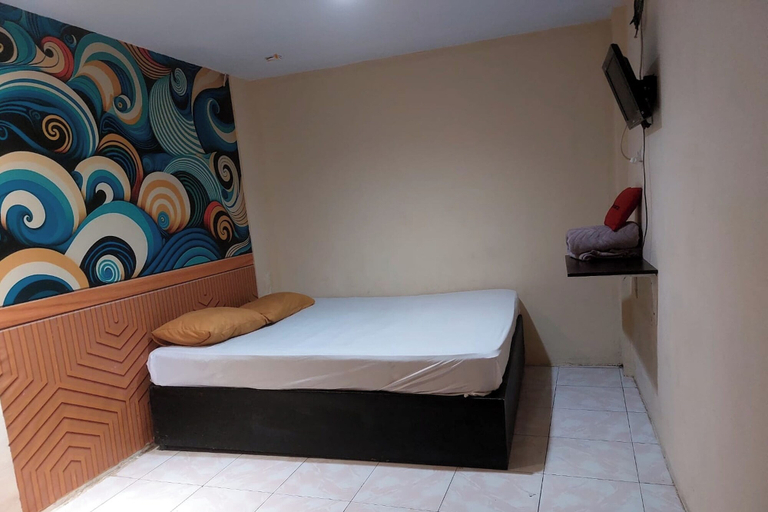 Others 3, Hotel Warna, Palopo