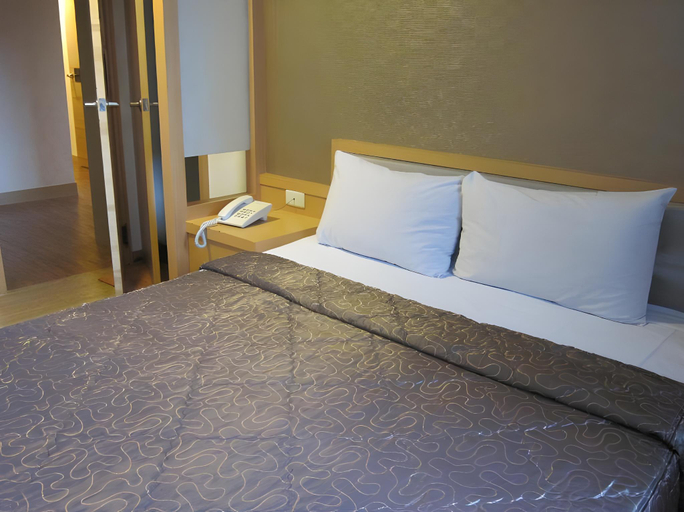 Bedroom 3, Ing Wang Hotel, Tainan