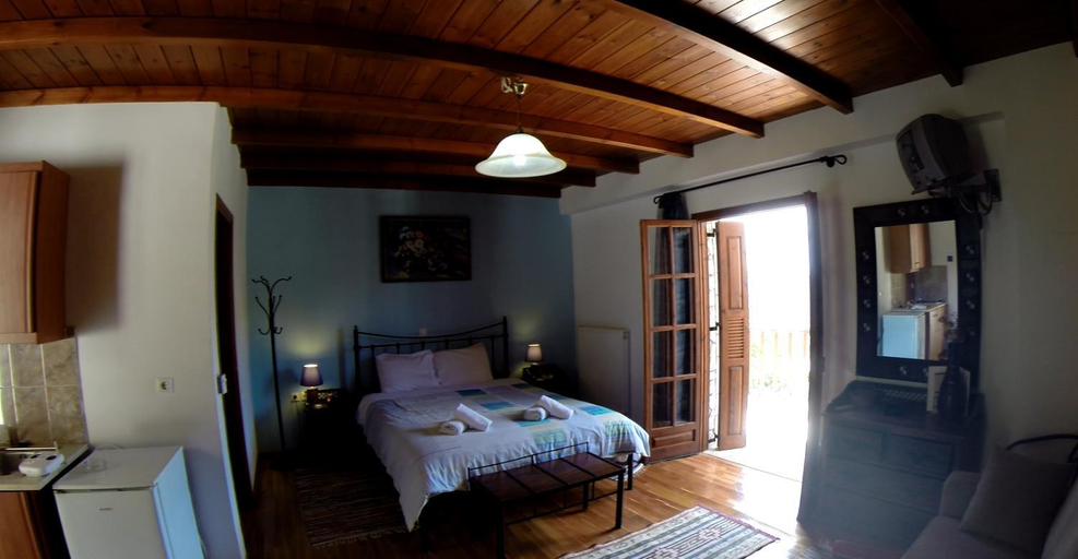 Bedroom 2, Koustenis Village, Peloponnese